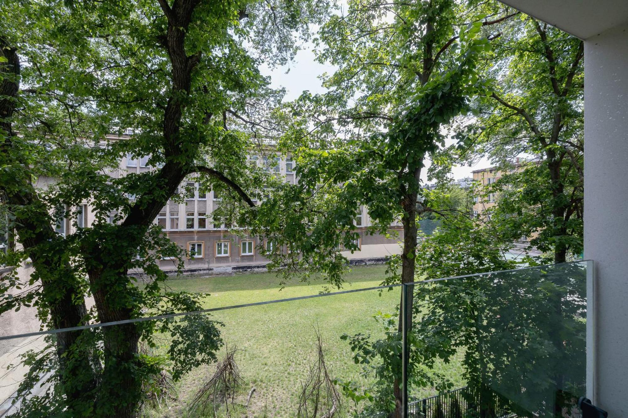 Krowoderska Apartment With Balcony Near City Center By Rent Like Home Cracovia Esterno foto
